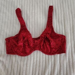 38C cacique red lace bra Underwire , no lining